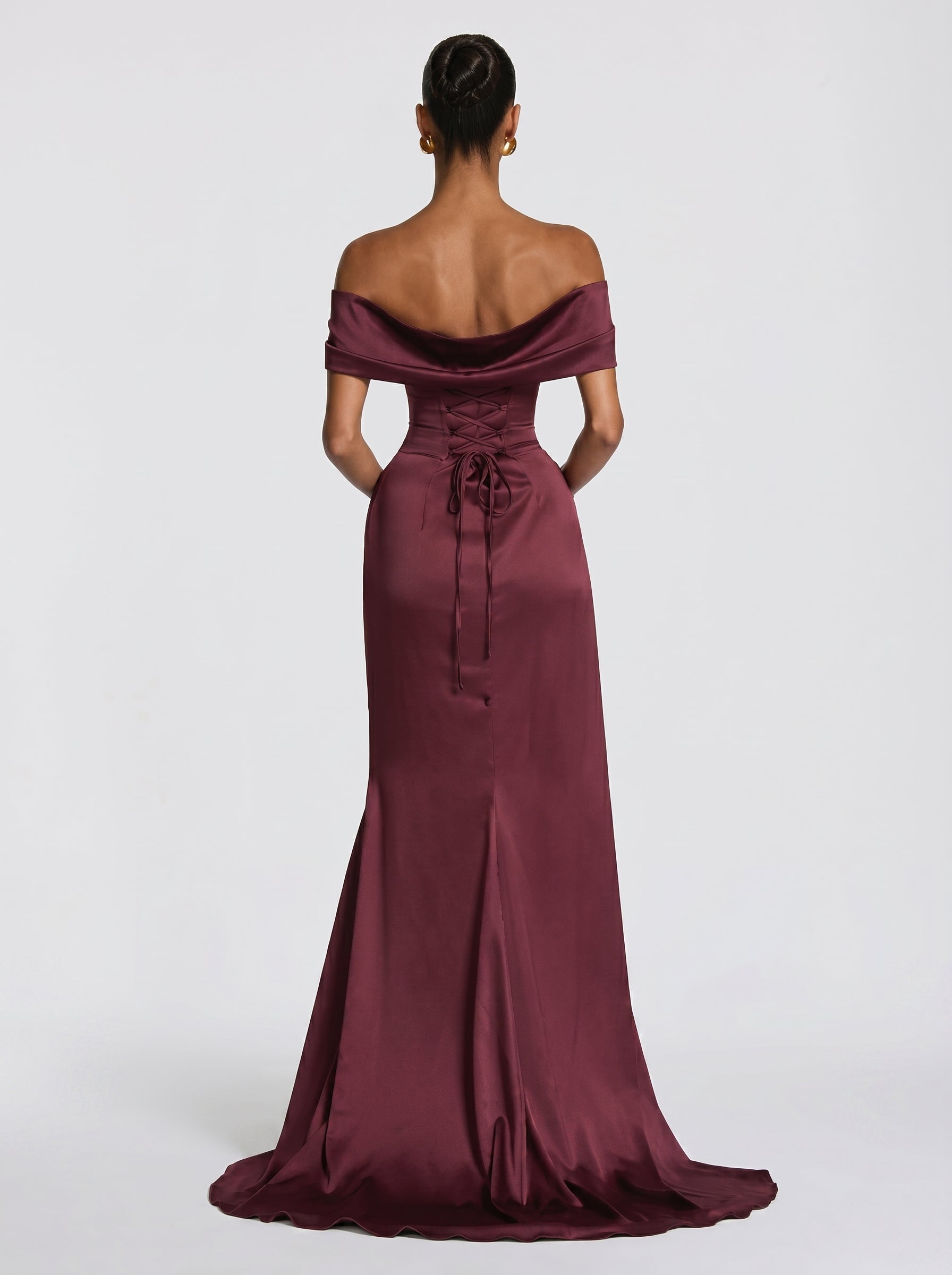 Lola™ - Vestido de Gala Riona en Satén