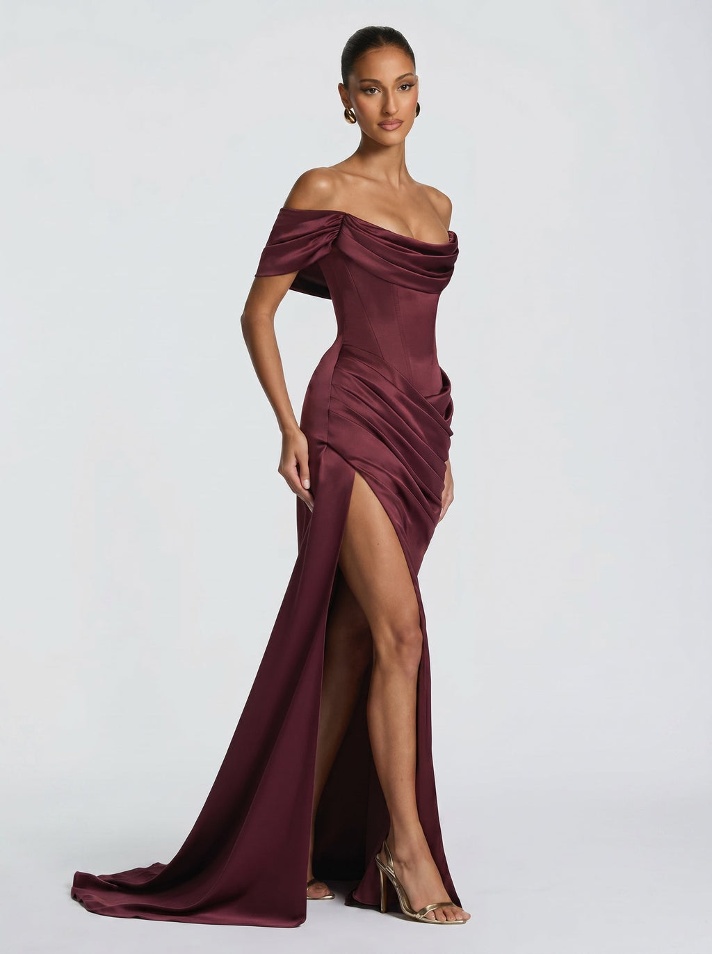 Lola™ - Vestido de Gala Riona en Satén