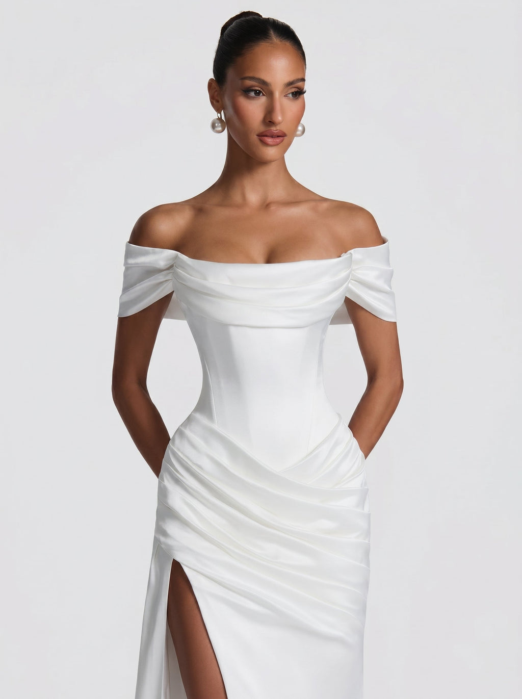 Lola™ - Vestido de Gala Riona en Satén