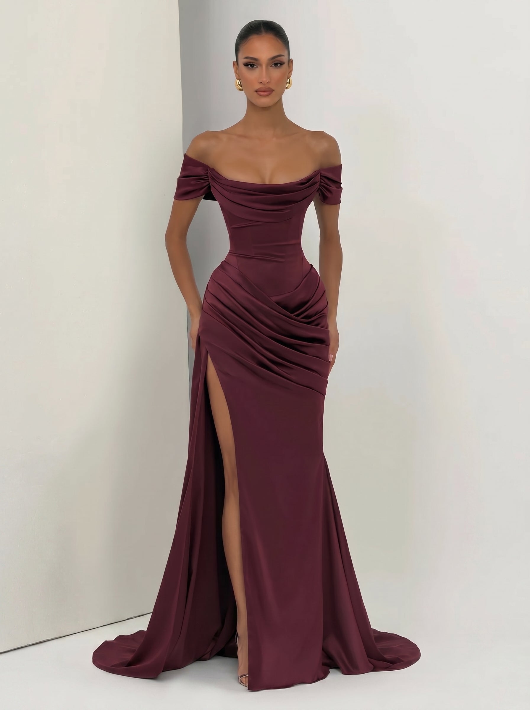 Lola™ - Vestido de Gala Riona en Satén