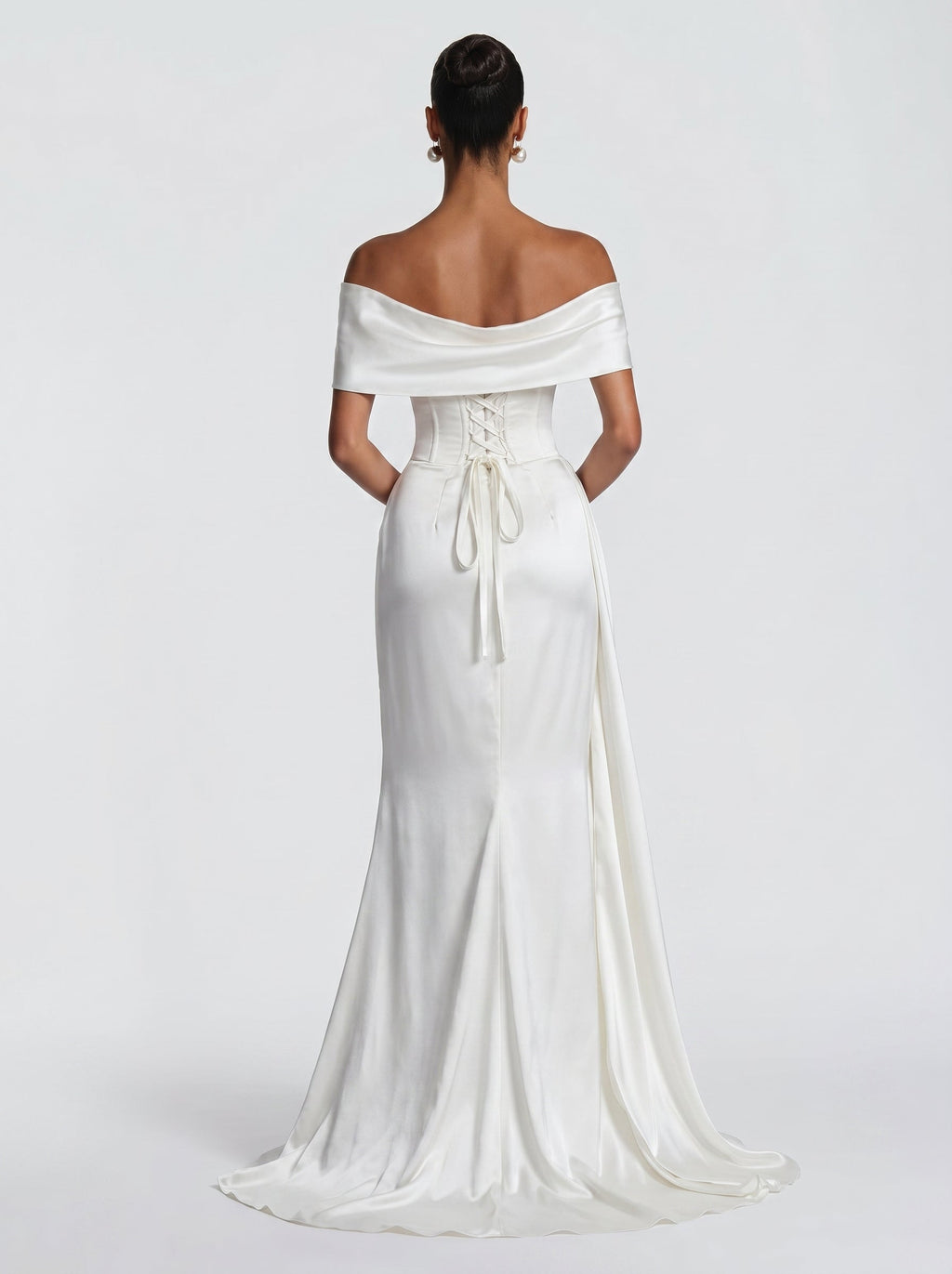 Lola™ - Vestido de Gala Riona en Satén