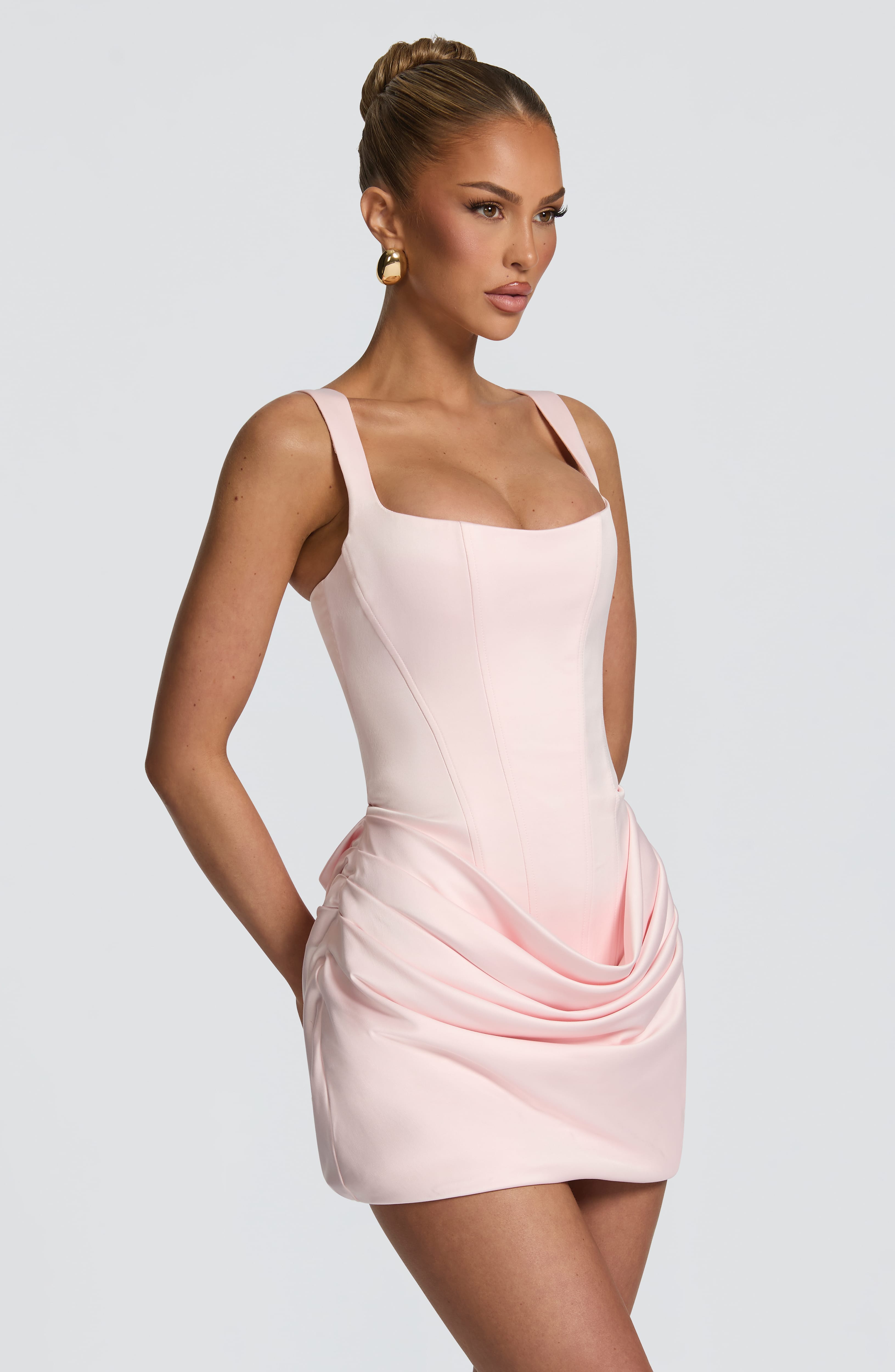 Imogen™ - Vestido Mini en Satén Blush