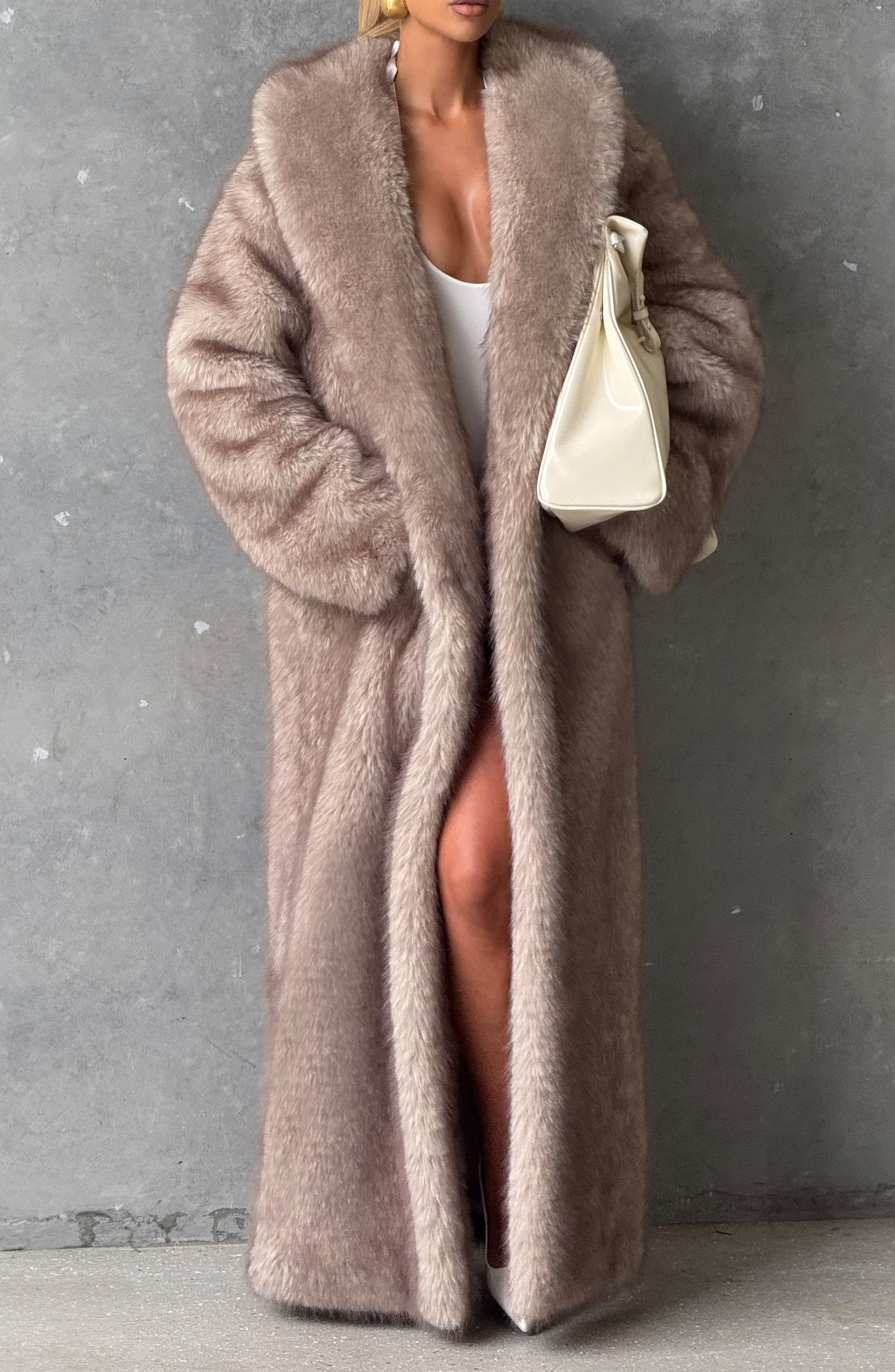 Inés™ - Abrigo Largo en Piel Sintética Beige de Lujo