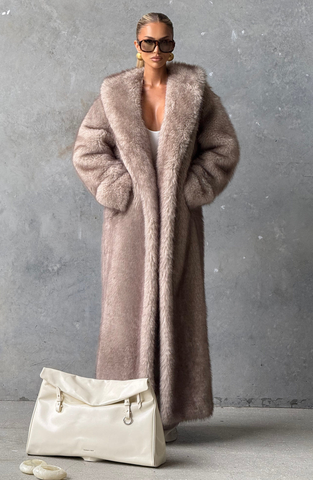 Inés™ - Abrigo Largo en Piel Sintética Beige de Lujo